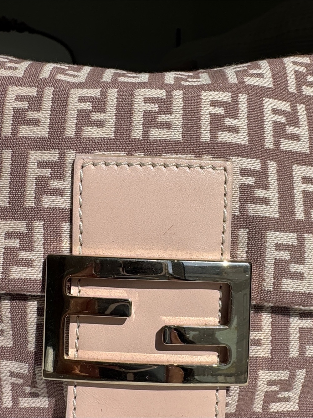 Vintage Fendi Baguette Shoulder Bag | Rare Y2K, Authentic w/ COA - Picture 8 of 15